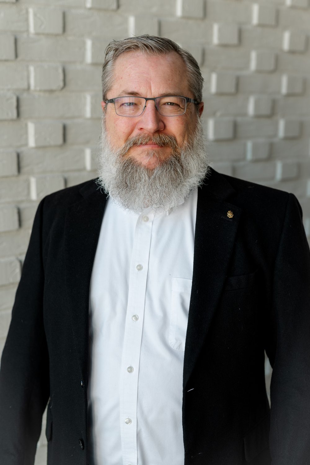 Wade Thompson, the artist — portrait